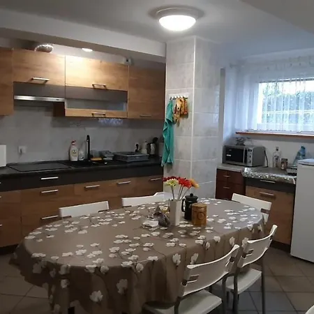 Quarto em Acomodações Particulares Goscinne Beata *